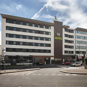 ** Hotel Lyon Ouest France
